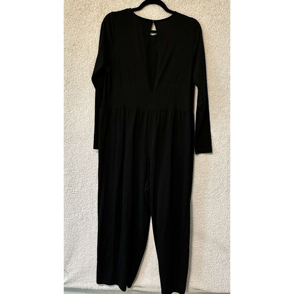 Asos Design Jumpsuit Womens Size 10 Black Flowy Wide Leg Pants Keyhole Back - Picture 8 of 13